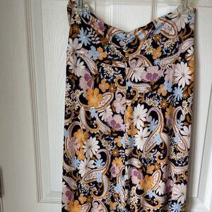 Kaileigh Maxi Pull On Skirt Floral size M